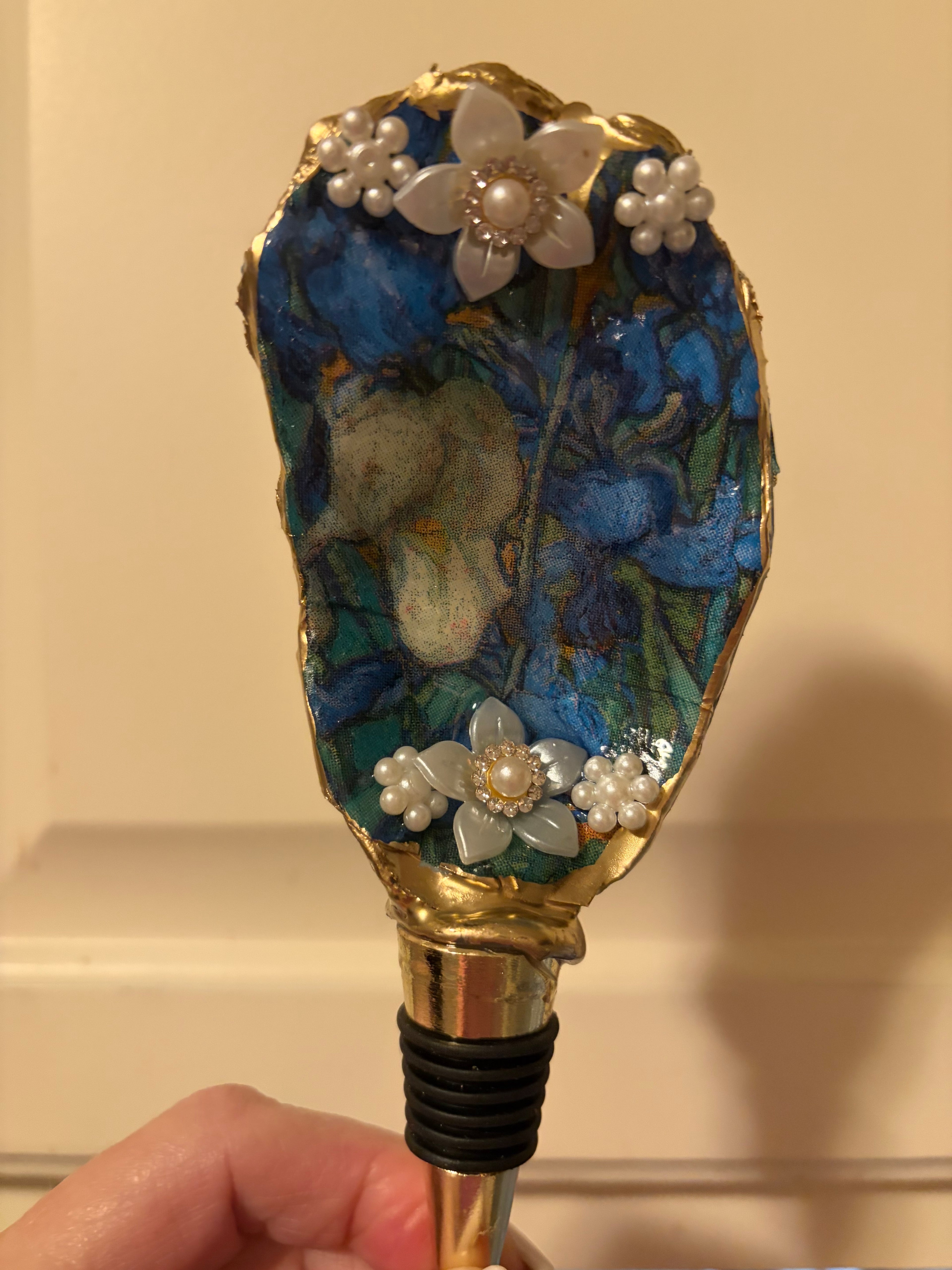 The Luxe Shell Seal Wine Stopper
