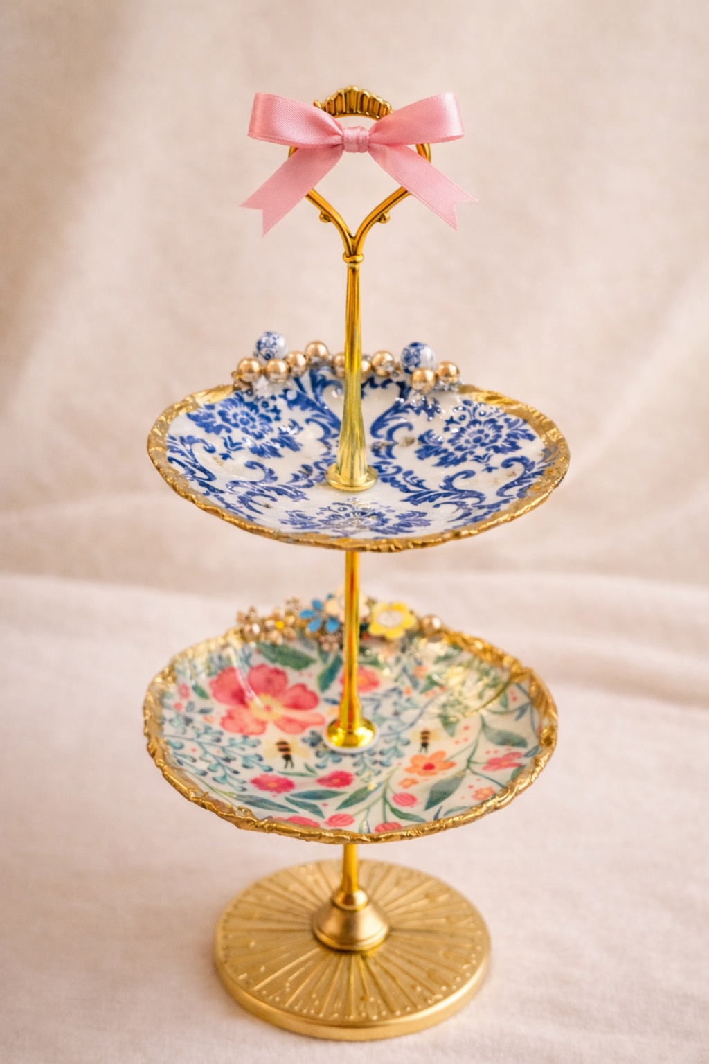 The Gilded Shell Tower - Elegant Three Tier Trinket Dish